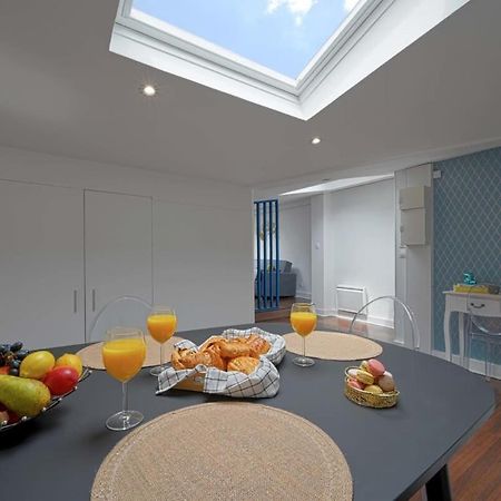 Magnifique Appartement A Pied Du Chateau Versailles Exteriör bild