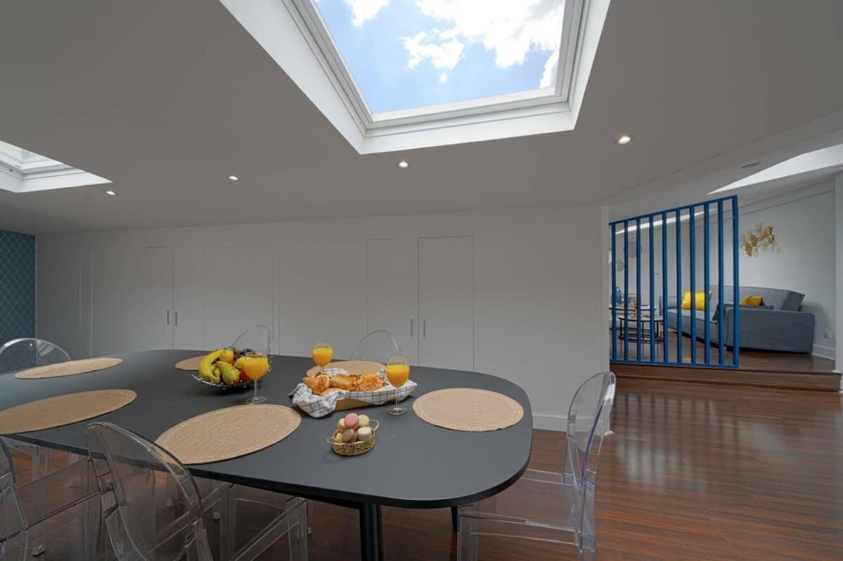 Magnifique Appartement A Pied Du Chateau Versailles Exteriör bild