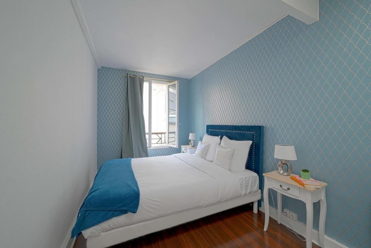 Magnifique Appartement A Pied Du Chateau Versailles Exteriör bild