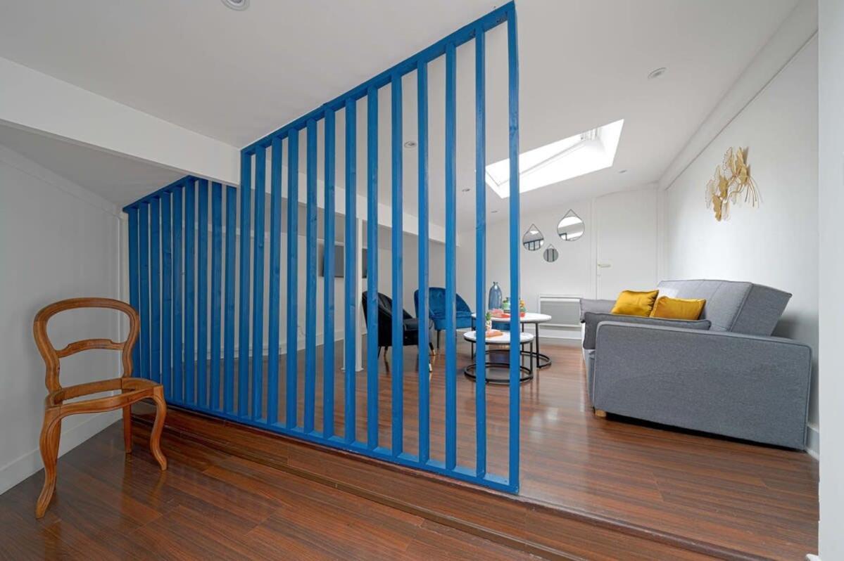 Magnifique Appartement A Pied Du Chateau Versailles Exteriör bild
